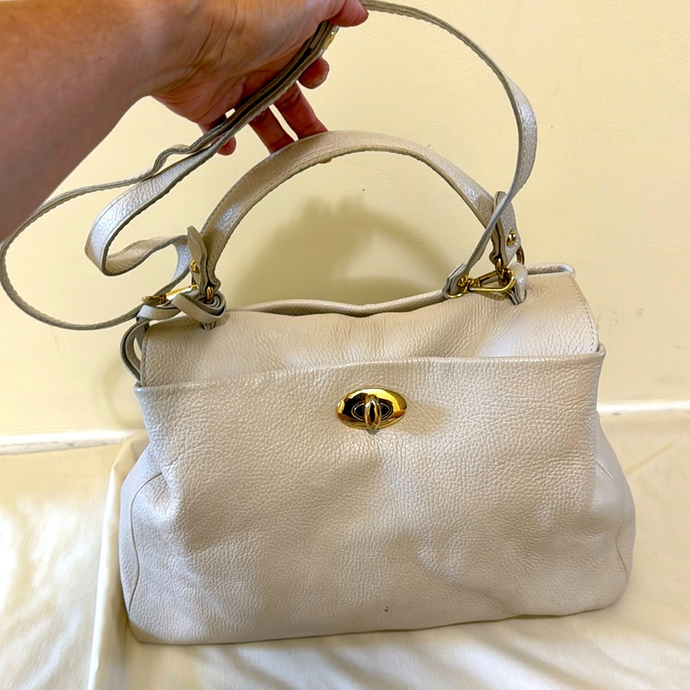 Gorgeous cream Italian leather handbag